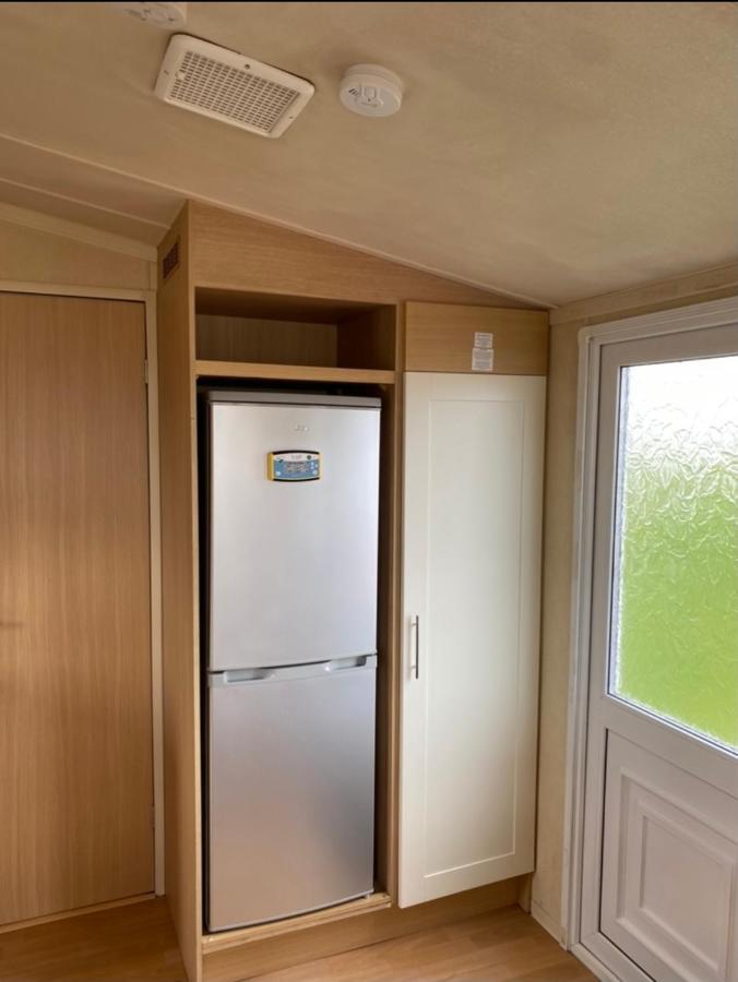 Cosy caravan Kingston upon Hull Exterior foto