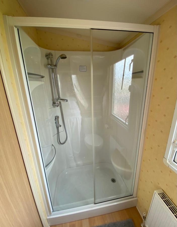 Cosy caravan Kingston upon Hull Exterior foto