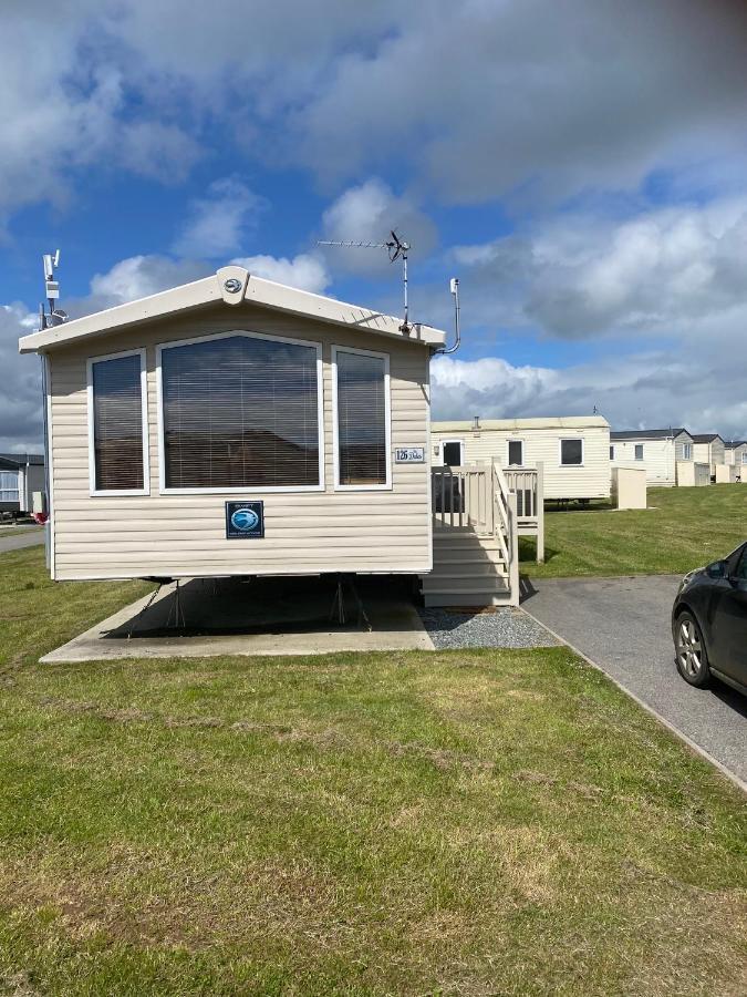 Cosy caravan Kingston upon Hull Exterior foto